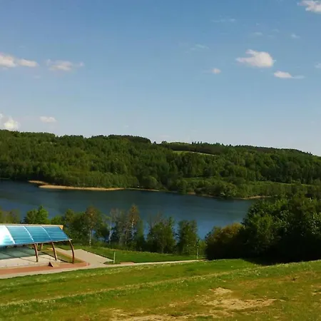 Dom Nad Jeziorem Radunskim W Chmielnie! Ferienhaus